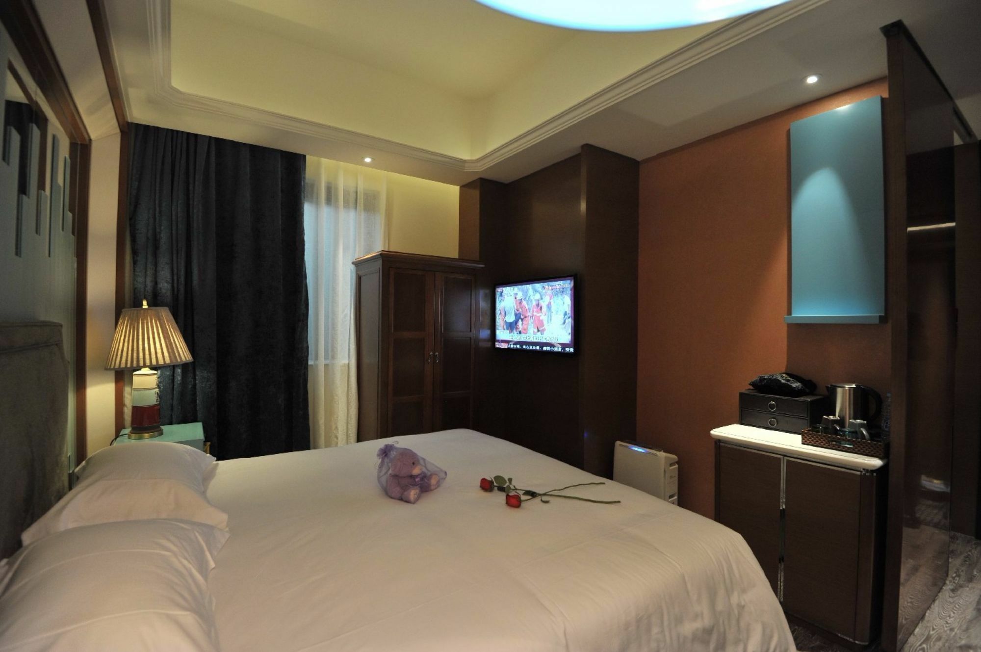 Wisdom Boutique Hotel Пекин Экстерьер фото